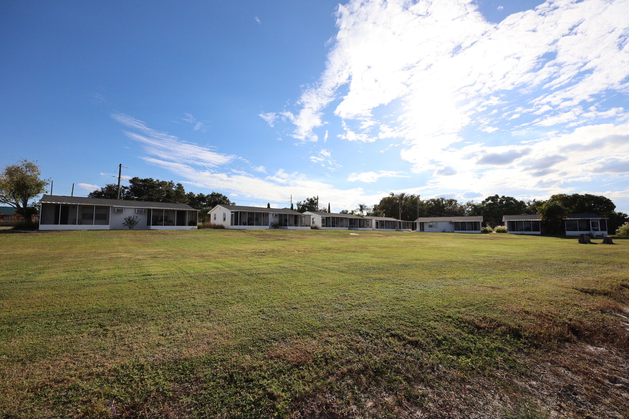 Building Photo - 1221 W Pierce St