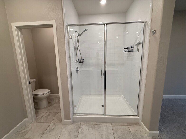 Building Photo - 1118 Delpy View Point