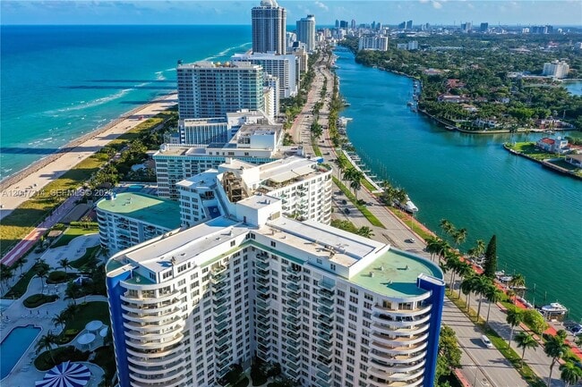 Building Photo - 5151 Collins Ave
