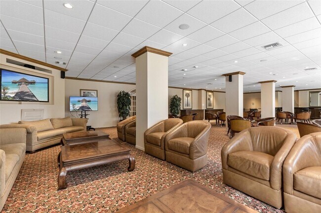 Building Photo - 5000 N Ocean Blvd