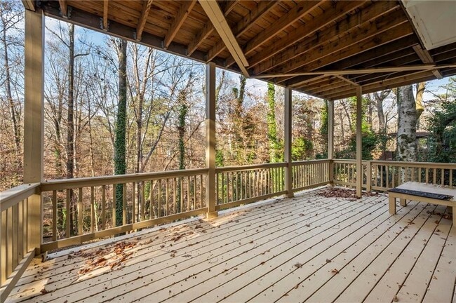 Building Photo - 2710 Margaret Mitchell Dr NW