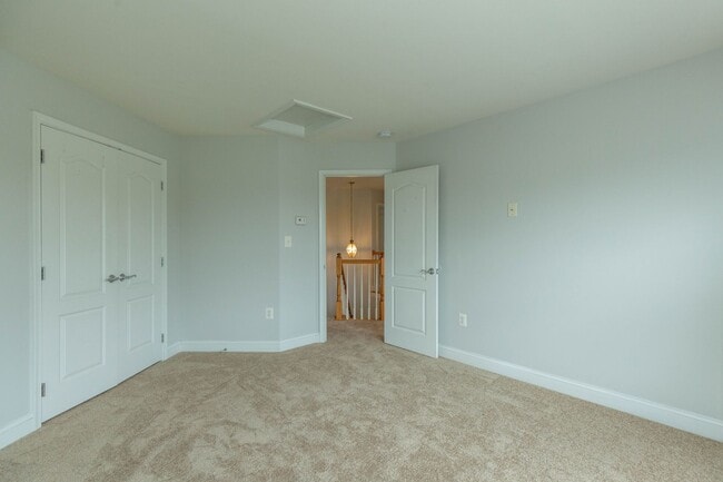 Building Photo - 391 Sheerer Dr