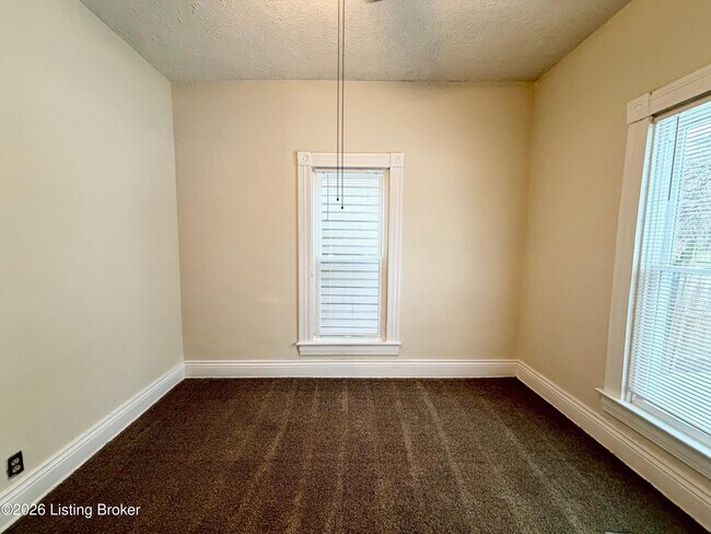 Building Photo - 2220 Payne St