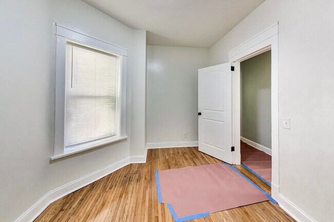 Building Photo - 43 N Menard Ave