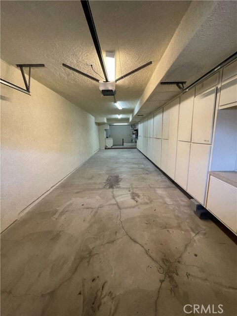 Building Photo - 138 W Canada