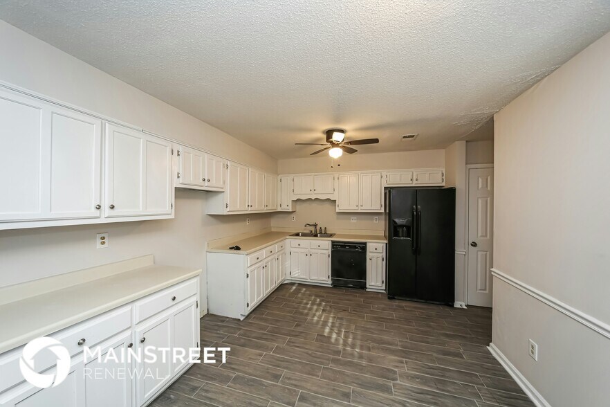 Building Photo - 5155 Sunny Autumn Ln