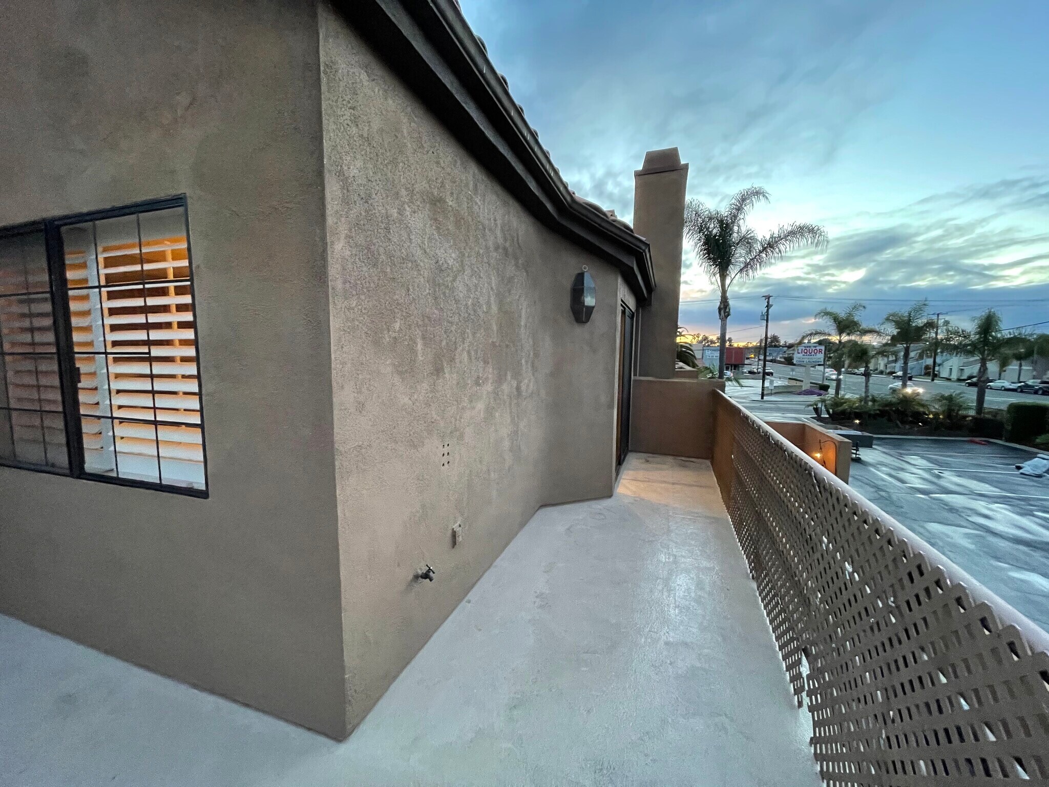 Building Photo - 305 Coral Reef Dr