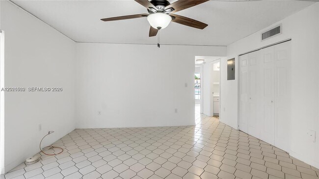Building Photo - 7231 Miami Lakes Dr