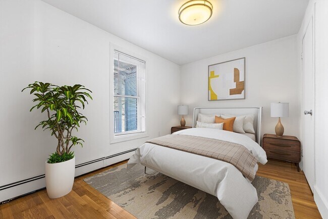 Building Photo - 86 Savin Hill Ave