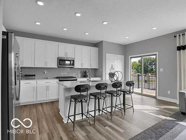 Building Photo - 13457 Carlsbad Pl