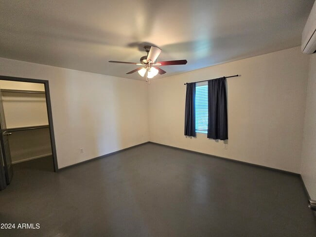 Building Photo - 2302 N 36th St