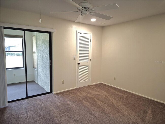 Building Photo - 160 Joanne Pl