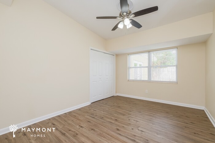 Building Photo - 408 Alma Dr