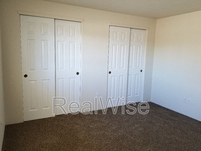 Building Photo - 1527 Hamilton Ln