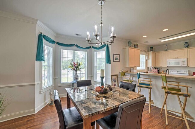 Building Photo - 4861 Luster Leaf Cir