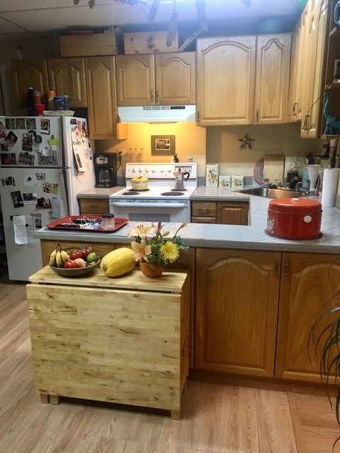 Building Photo - 1560 Detroit St