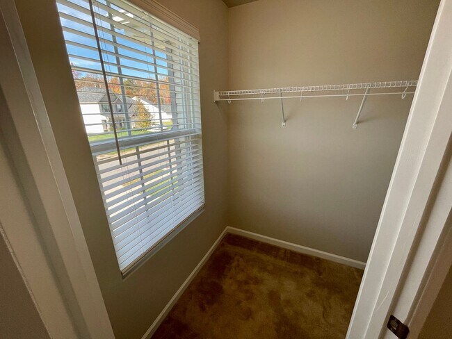 Building Photo - Stunning 4 Bedroom 2.5 Bathroom 2-story Home in NE Greensboro with 2 car garages