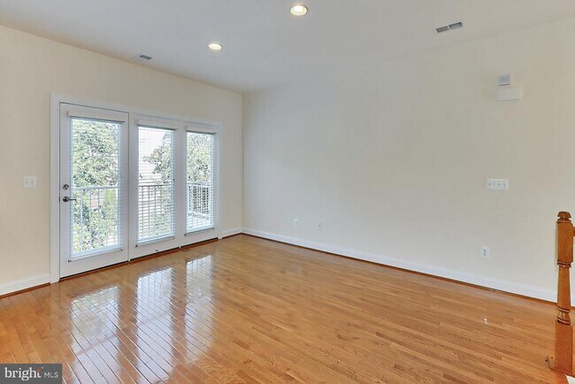 Building Photo - 22219 Falling Terrace