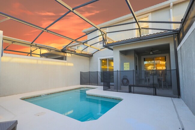 Building Photo - 3062 Gatsby St