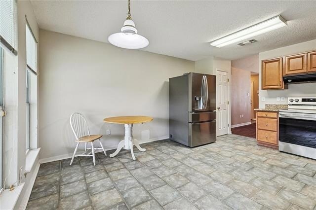 Building Photo - 70342 Fifth St