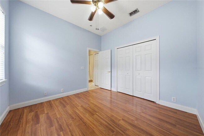 Building Photo - 11916 Camden Park Dr