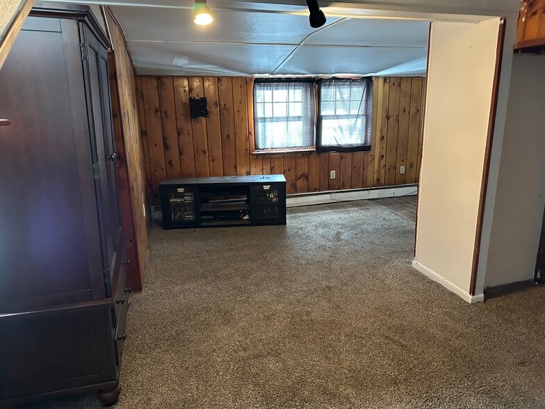 Bedroom 2 - 49 N Bridge St