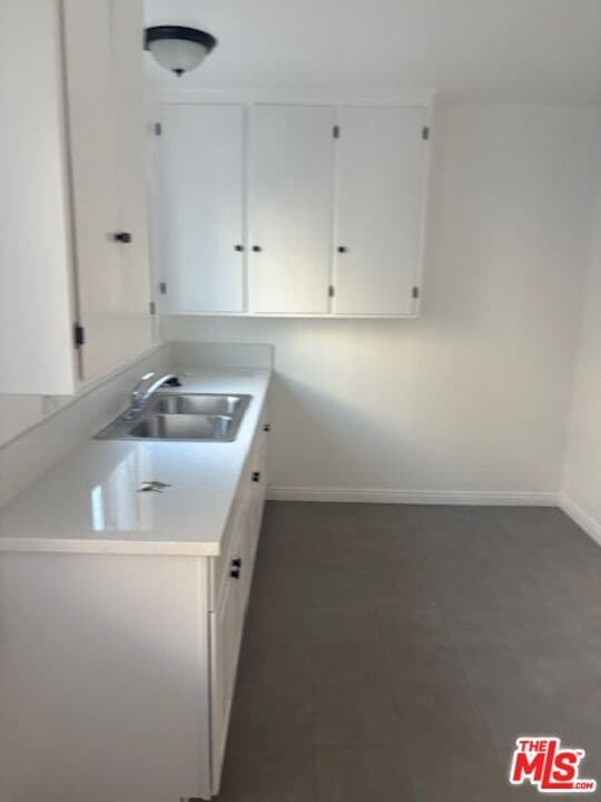 Building Photo - 6312 Overhill Dr