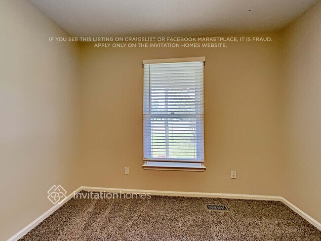 Building Photo - 499 Kingfield Dr SW