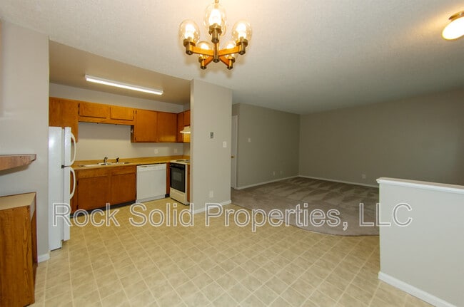 Building Photo - 714 Dell Range Blvd