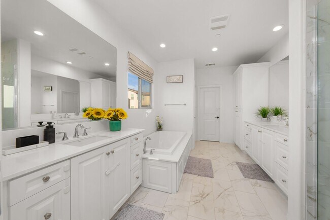 Building Photo - Chula Vista home for rent