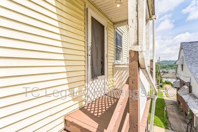Primary Photo - 517 1/2 Hornor Avenue