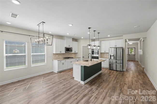 Building Photo - 4513 Duplin Dr