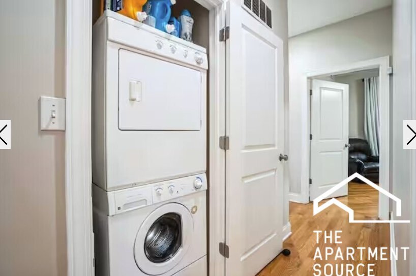 Building Photo - 3935 S Wells St