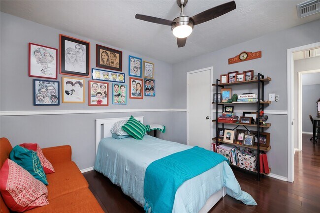 Building Photo - 143 S Vesper Bend Cir