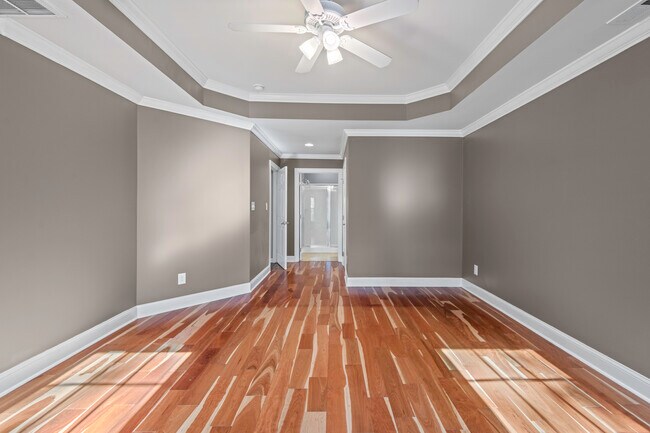 Building Photo - 10777 White Dogwood Dr
