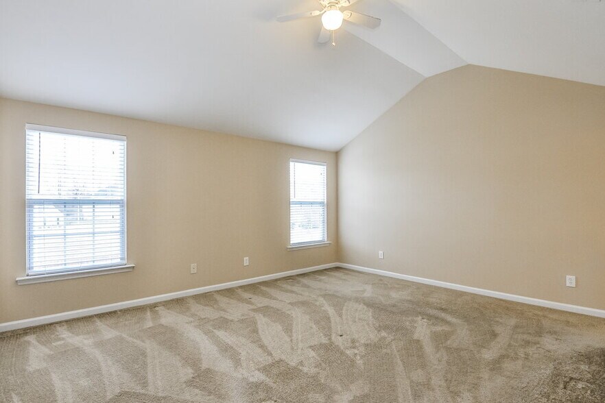 Building Photo - 820 Willow Bay Dr