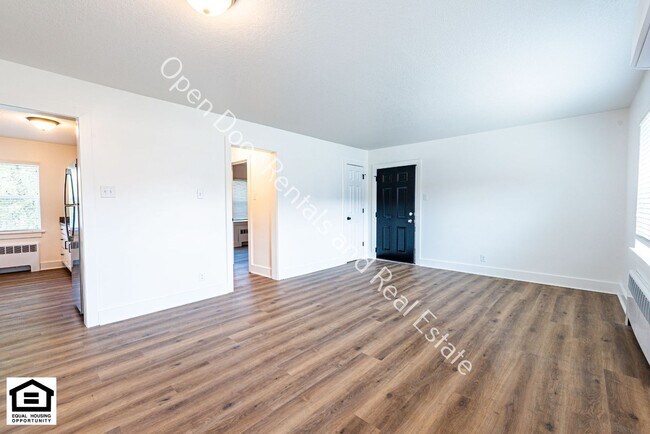 Building Photo - 1823 Griswold Dr