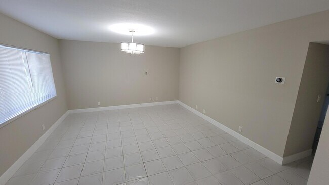 Building Photo - 6289 Lear Dr