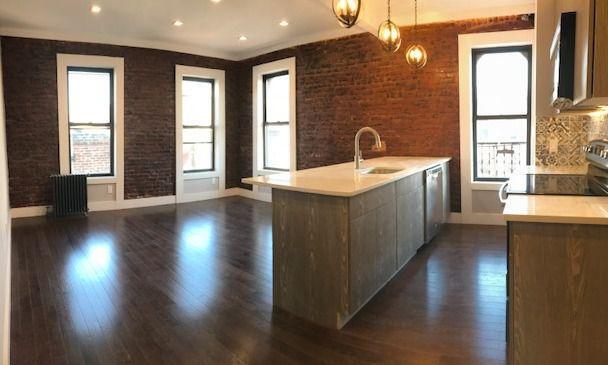 Primary Photo - 1382 Nostrand Ave