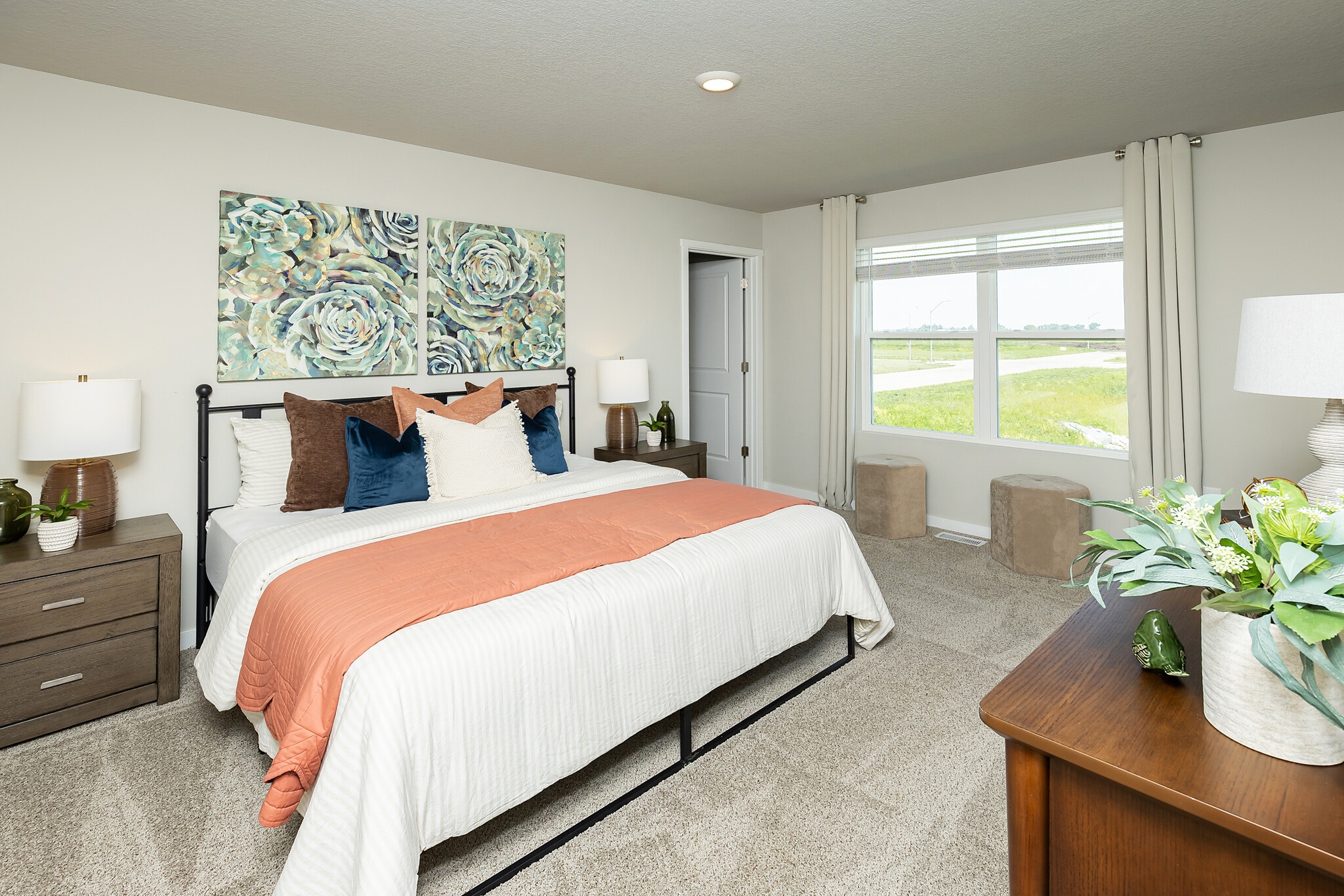 Master Bedroom- This home is not furnished - 4302 NE 13th St