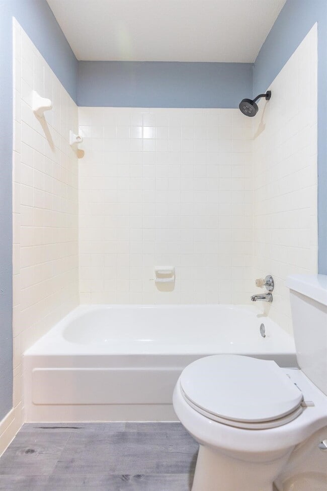 Building Photo - 14600 Fonmeadow Dr