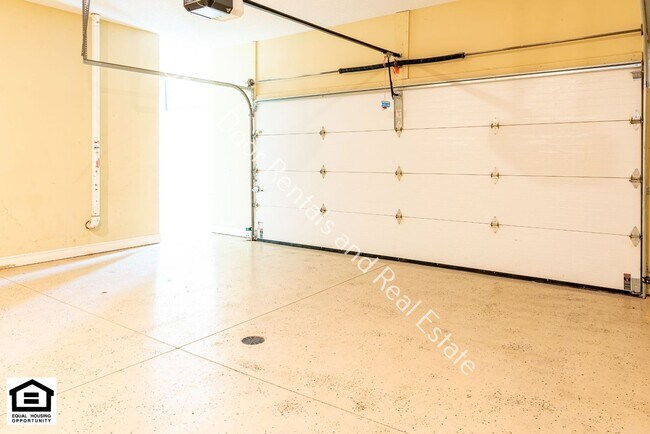 Building Photo - 13558 Paperbark Trail