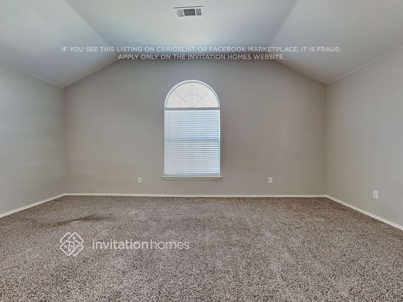 Building Photo - 8820 Chaps Ave