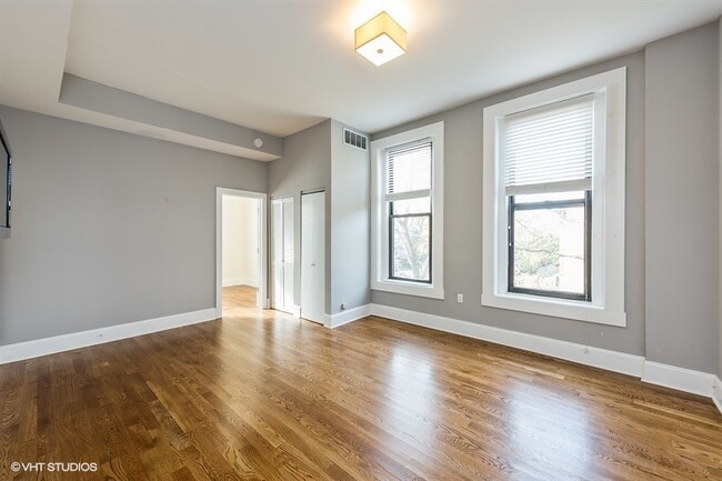 Building Photo - 1858 W Huron St