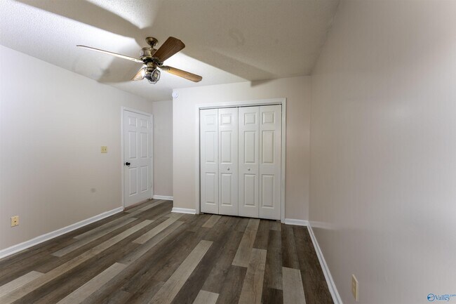 Building Photo - 119 Telluride Dr