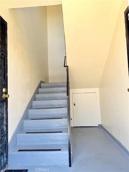 Building Photo - 3250 Andrita St