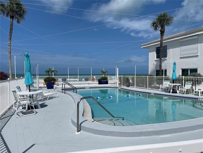 Building Photo - 5400 Gulf Dr