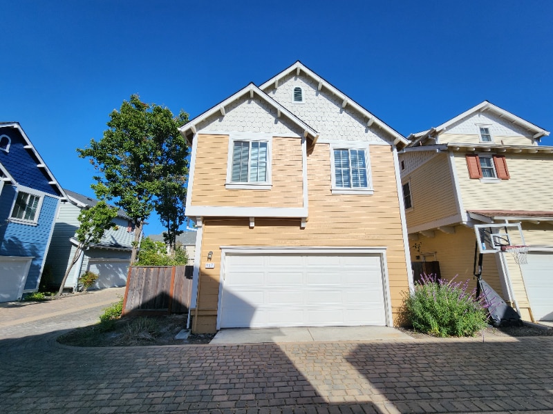 Building Photo - 1117 Baywood Ln