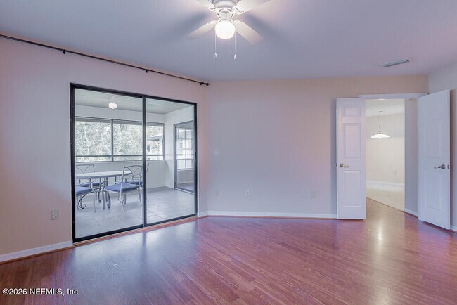 Building Photo - 10150 Belle Rive Blvd