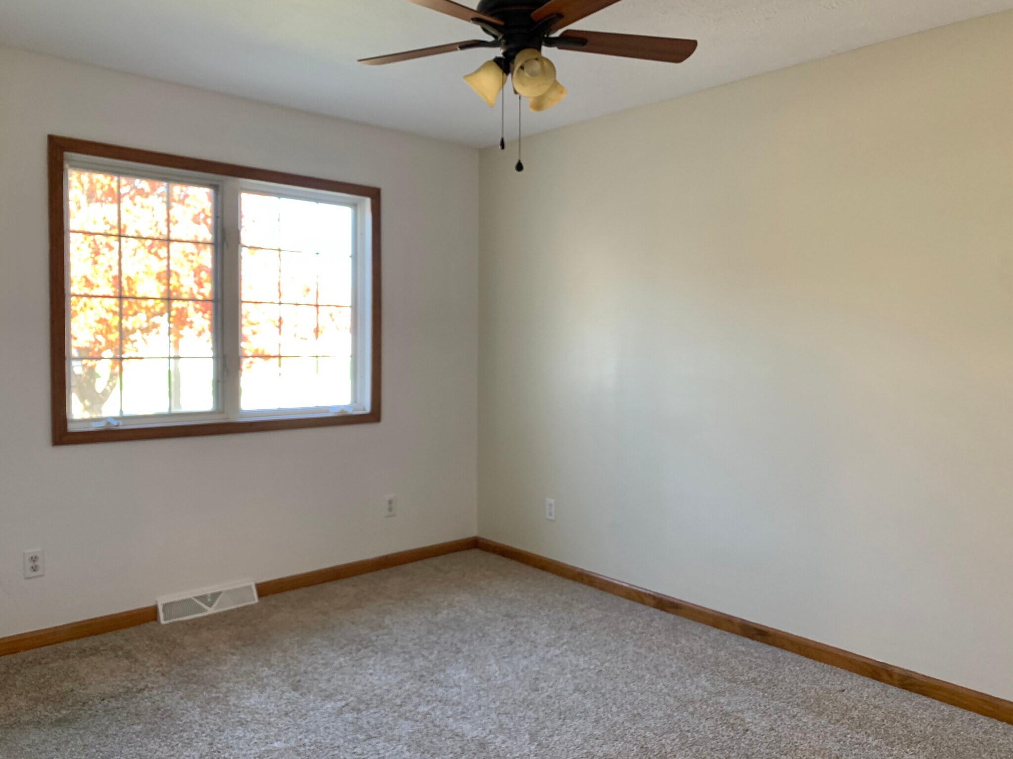 Building Photo - 3526 Teakwood Dr